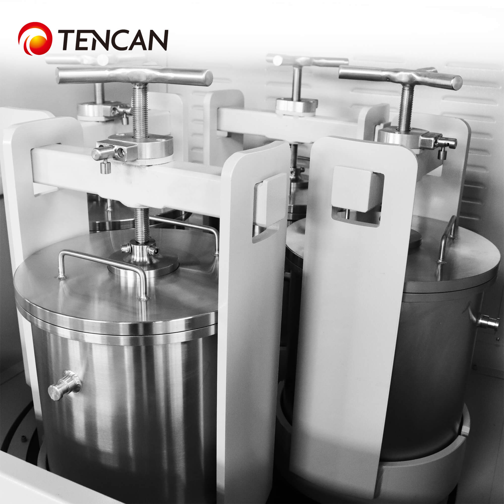 Strategi optimasi grinding baseuh vs grinding garing pikeun persiapan sampel laboratorium